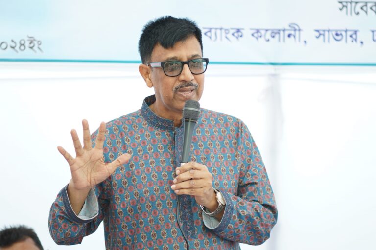 জনগণ বিএনপিকে ভোট দেওয়ার জন্য মুখিয়ে আছে
