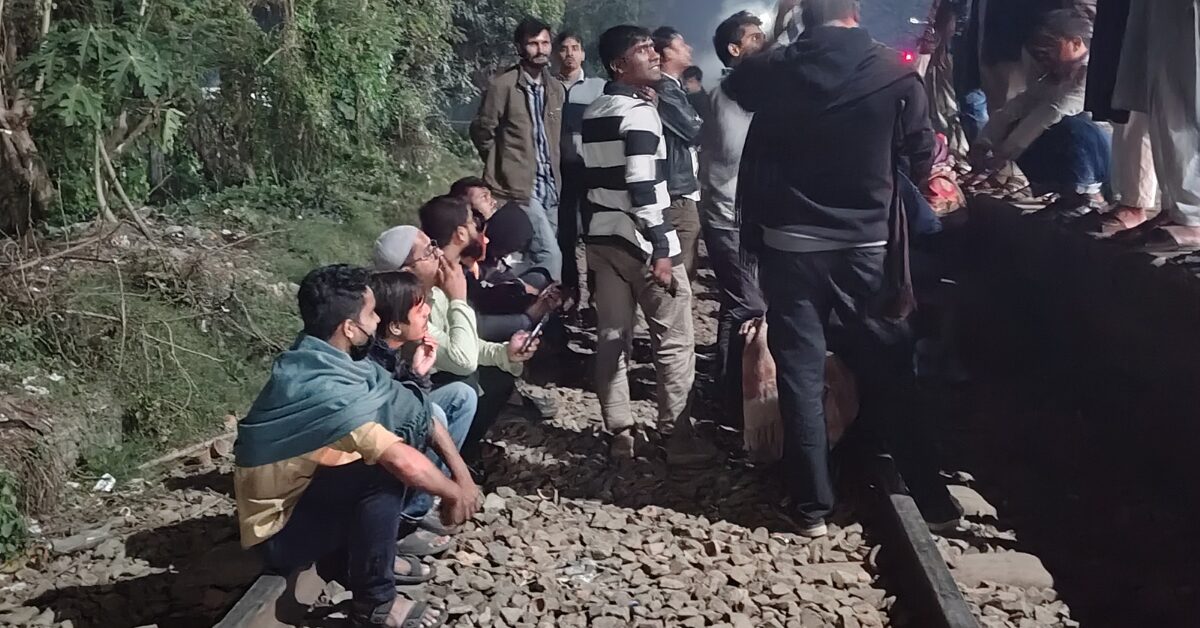 Google Ads Landscape Static Image_20251123_185432_0000