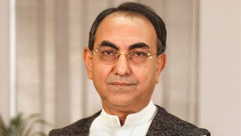 ঢাকা-৮ আসনের ধানের শীষ প্রার্থী মির্জা আব্বাস বলেন, বিএনপি কোনো প্রতিপক্ষের সঙ্গে ঝগড়া-ফ্যাসাদ করতে চায় না। নেতাকর্মীদের শান্তিপূর্ণভাবে ভোট দিতে আহ্বান।