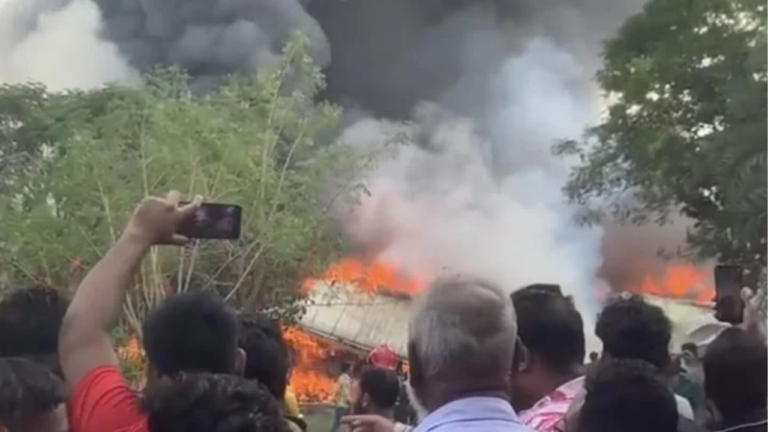 গাজীপুরের কাশিমপুরে সুপ্রিম গার্মেন্টসের গোডাউনে অগ্নিকাণ্ডের ঘটনা